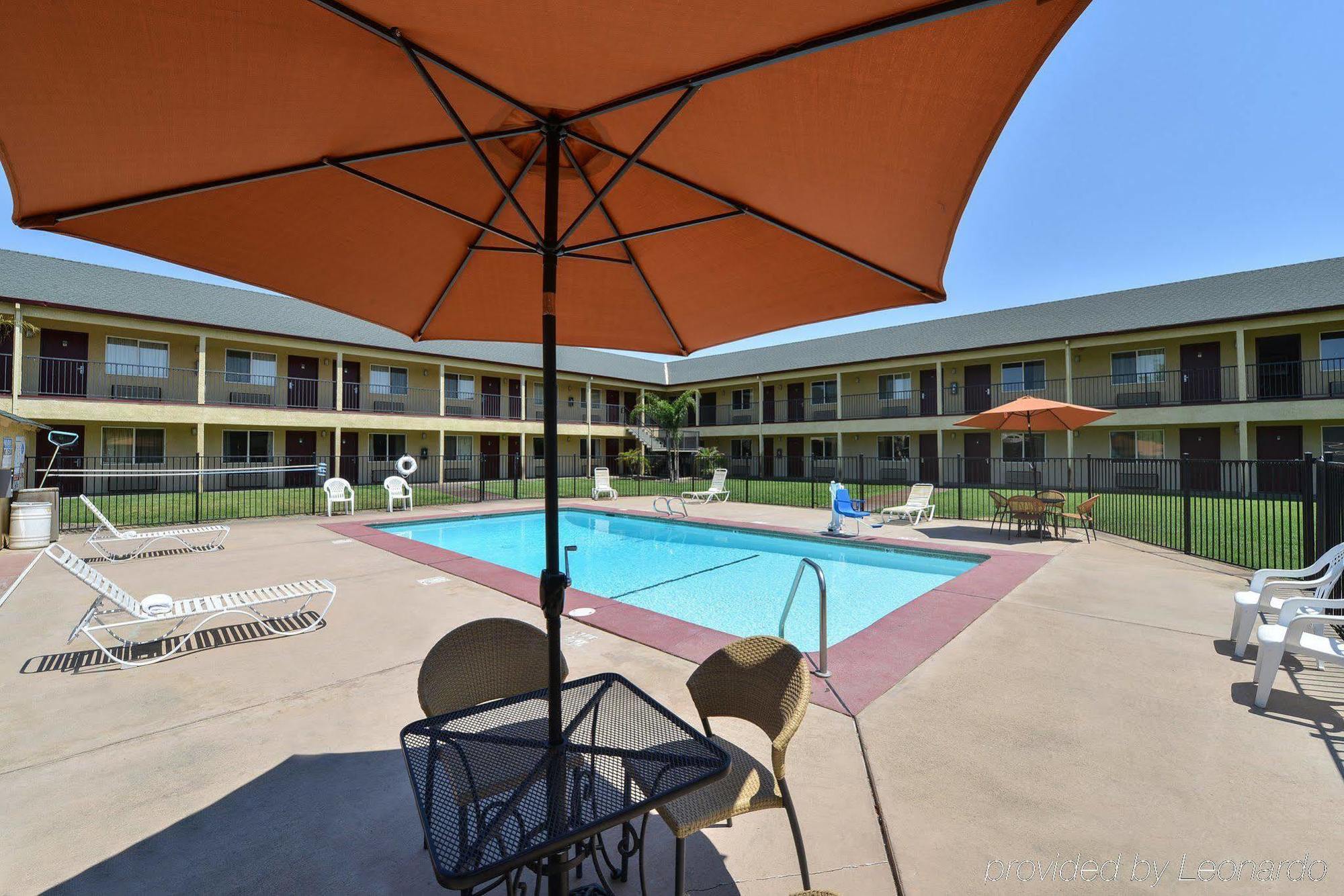 Baymont By Wyndham Yuba City Hotel Exterior foto